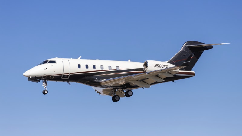 Drama na letišti v Santo Domingu: Letadlo přistálo bez podvozku. Incident zachytily kamery