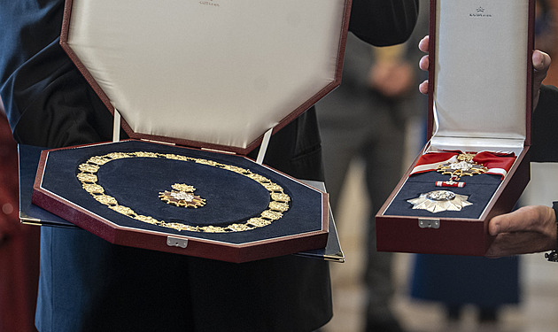 Řád bílého lva: proč ho prezident neudělí žádnému Čechovi a kdo ho musí vrátit?