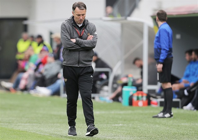 Strádající Slovácko se pokusí zachránit Skuhravý, nahradil Kameníka