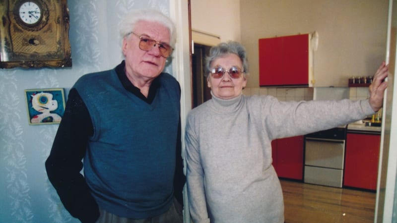 Herec Jaroslav Moučka byl s manželkou 60 let. Kvůli nemoci dožíval v pečovatelském domě