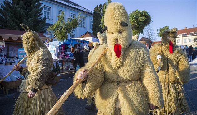Zažijte Mikulášský jarmek, Zámecké adventní kouzlení nebo útulkové Vánoce