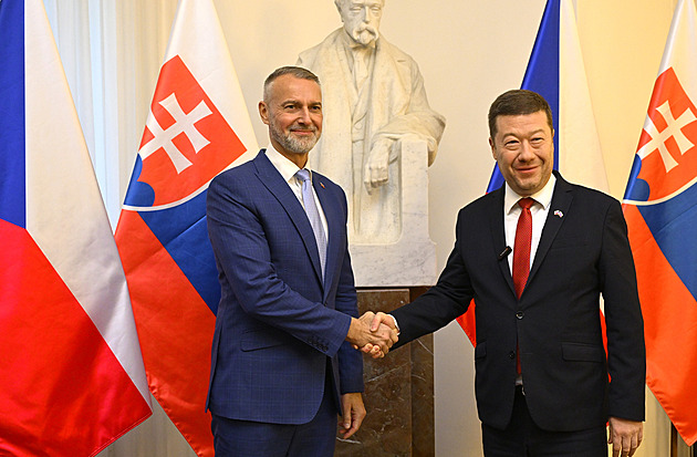 Slováci, máme vás rádi, řekl Okamura. Notoval si s hostem v postoji k Ukrajině