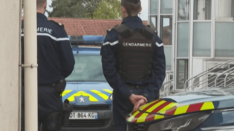 Útočník v pařížském metru pobodal tři ženy. Policie ho našla díky mobilnímu telefonu