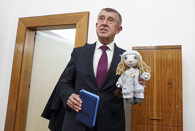 Uděláme všechno pro to, aby se rozdělená země začala sjednocovat, řekl Babiš