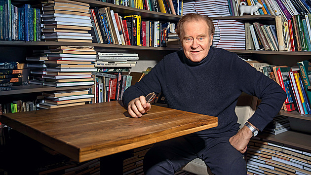 Své rodiče jsem dost trápil. A stydím se, jaký jsem táta. Zpověď herce Jana Vlasáka