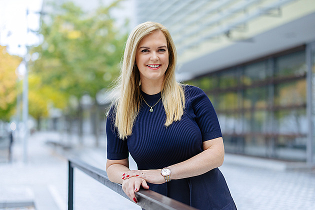 Finance nejsou jen čísla, pro mě to jsou příběhy o firmách, říká manažerka