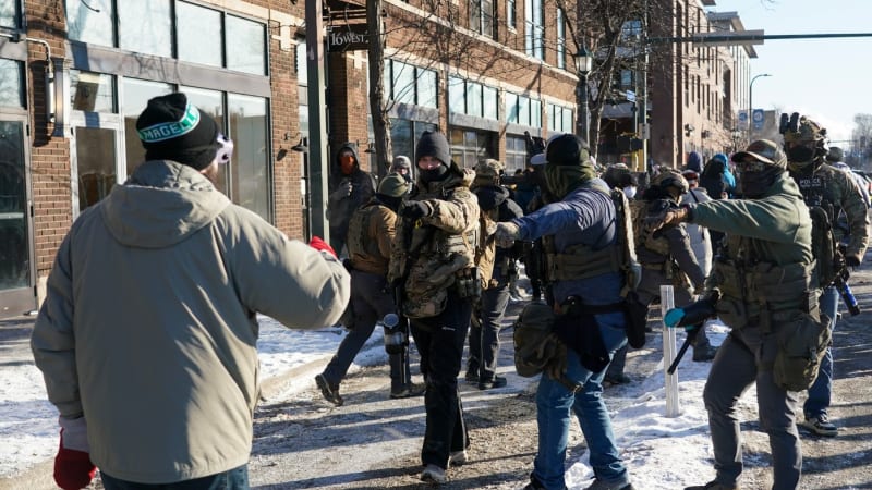 Poprava v přímém přenosu: Agenti v Minneapolis rozstříleli civilistu. Co se dělo před tragédií?