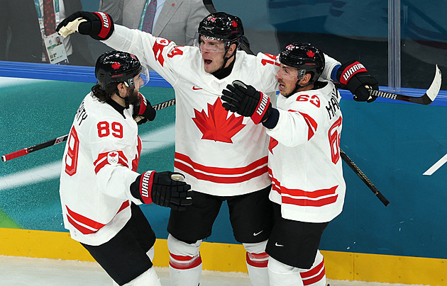 ONLINE: McDavid hned zkraje třetí třetiny posílá Kanadu do vedení už 7:1
