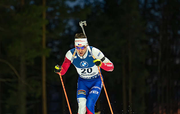 Perrot vyhrál vytrvalostní závod a slaví malý glóbus, Češi sbírali trestné minuty
