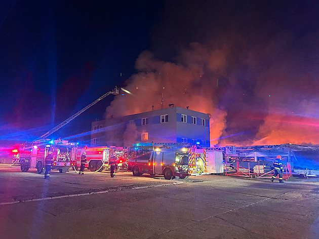 Firmy vyvážející zbraně musí zajistit ochranu. Když ne, nedostanou licenci