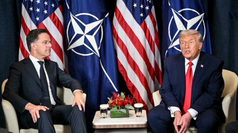 Trump popíchl ččleny NATO: Nebyli jste tu, když jsme vás potřebovali. Pamatujte na Grónsko