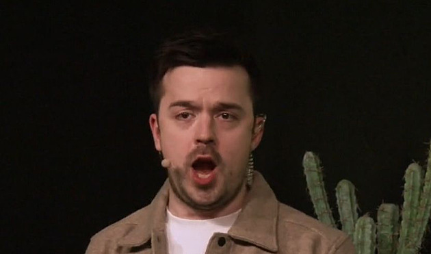 Herní profesionál neunesl prohru, na pódiu dal soupeři pěstí