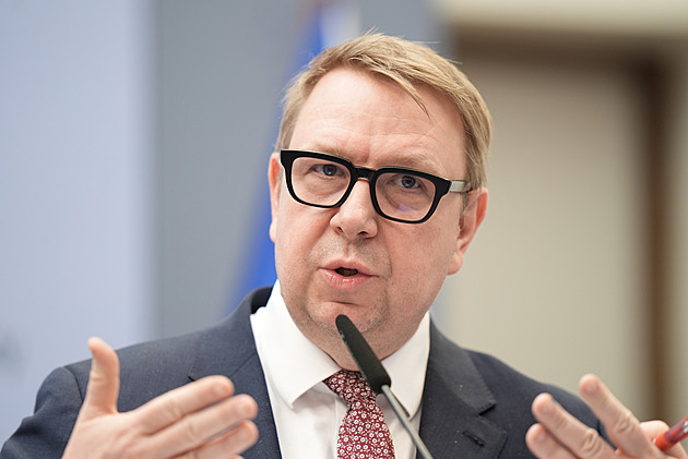 Rodičovský příspěvek vzroste od ledna, Juchelka předloží vládě návrh v květnu