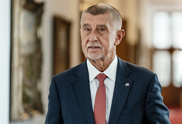 Na spolupráci s Magyarem se těším, pomůže obnovit V4, doufá Babiš