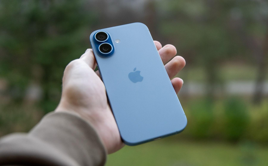 Šok pro Apple: na trůnu spokojenosti zákazníků sedí někdo jiný a fanoušci iPhonů zuří