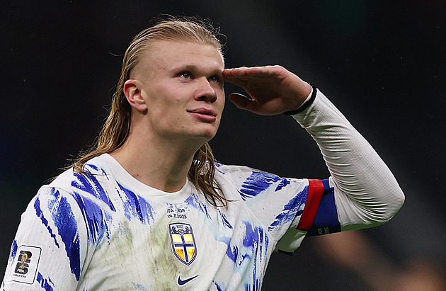 Originální oznámení nominace na MS ve fotbale. Norský tým představil sám král