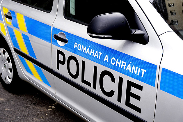 Podezřelý předmět v Brně. Policie zastavila dopravu, evakuuje budovu školy