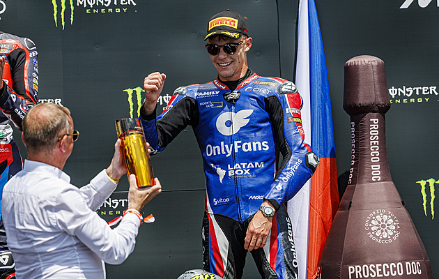 Skvělý Salač rozjásal Brno třetím místem, závod MotoGP ovládl Marc Márquez