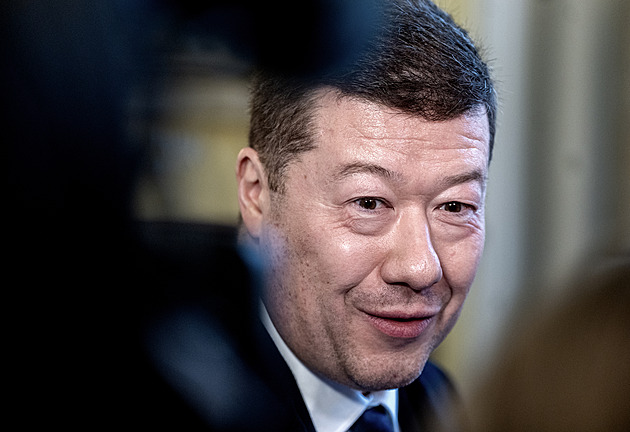 Pavel je lídr opozice a křivák, pošpinil mě před celým národem, prohlásil Okamura