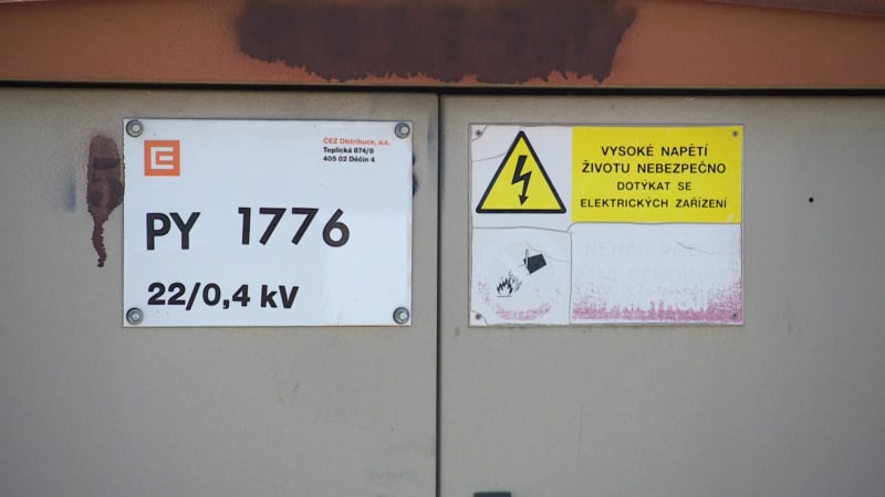 Skrytá hrozba bouřek může poničit elektrospotřebiče. Experti radí, jak škodám předejít