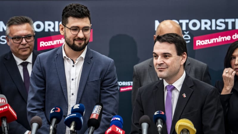 Motoristé budou v komunálu bojovat proti „vychovávajícím radnicím“. Nepolepšíme se, vzkazují